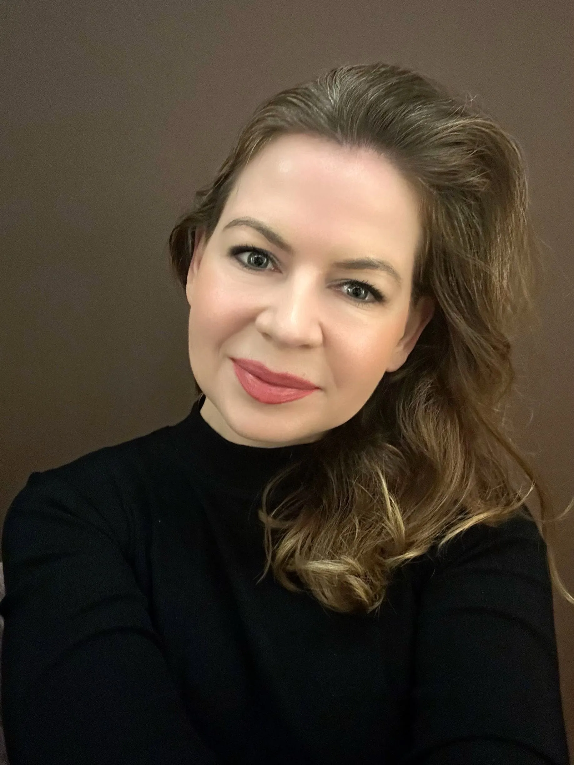 Aline Adolfs im schwarzen Rollkragenpullover